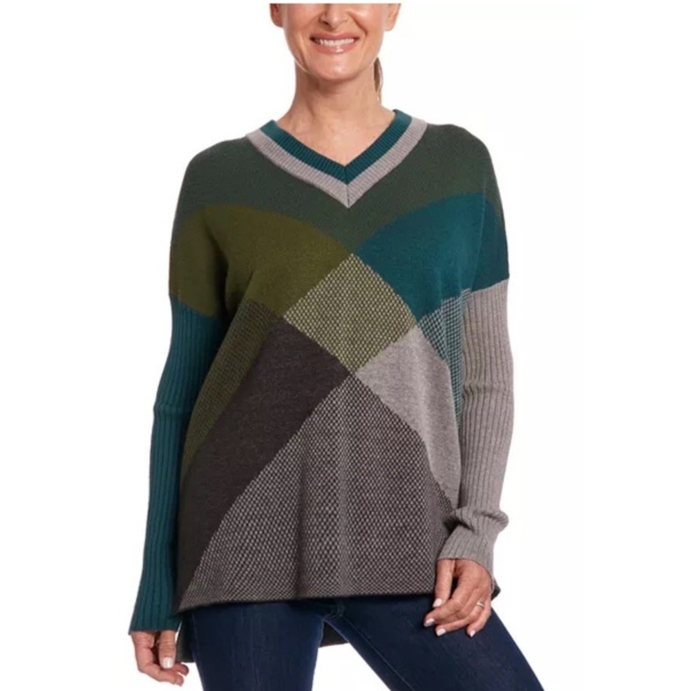 NWT Women's M Oversized V-Neck Sweater By Joseph A  Argyle‎ Block  Designer Prep